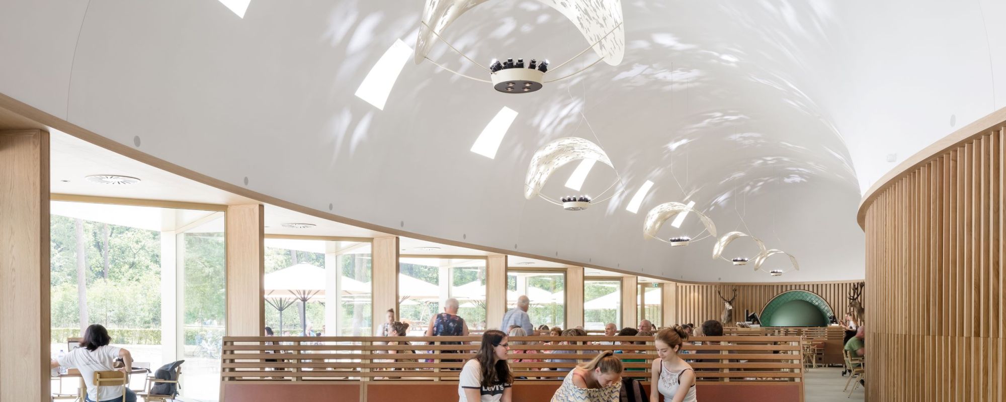 Bezoekerscentrum Hoge Veluwe met TDE verlichting